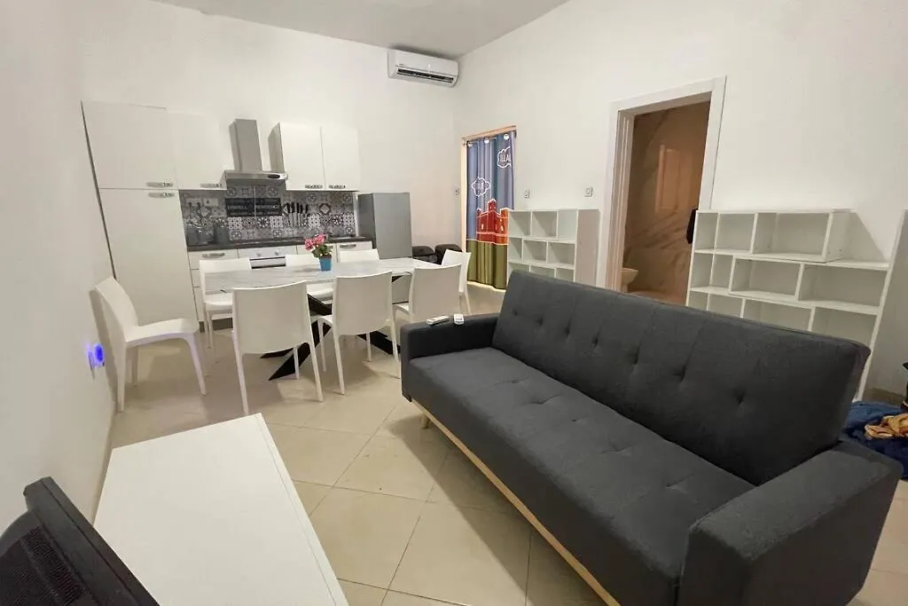 2 Bed Apt In Heart Of St Julians - 5Min From Seafront Saint Julian's Apartment